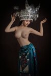[COSPLAY] 年年 – 苗疆少女