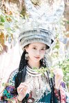 [COSPLAY] 年年 – 苗疆少女