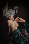 [COSPLAY] 年年 – 苗疆少女