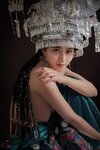 [COSPLAY] 年年 – 苗疆少女