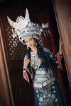 [COSPLAY] 年年 – 苗疆少女