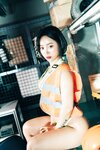 [Loozy] Booty Queen - Naked Worker