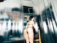 [Loozy] Booty Queen - Naked Worker