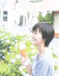 2015.11.16 新井愛瞳1st写真集『セブンティーンズ・ブルー』
