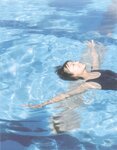 2015.11.16 新井愛瞳1st写真集『セブンティーンズ・ブルー』