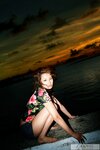 [Graphis] Nao Yoshizaki 吉崎直緒 - X'mas Special in Miyako Island 2006