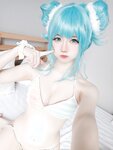 [Cosplay] Sally Dorasnow - Miku Bikini