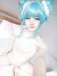 [Cosplay] Sally Dorasnow - Miku Bikini