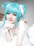 [Cosplay] Sally Dorasnow - Miku Bikini