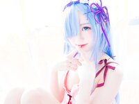 [Cosplay] Sally Dorasnow - Rem Sleep Wear