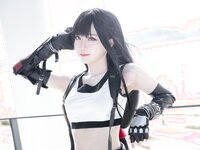 [Cosplay] Sally Dorasnow - Tifa
