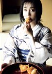 [FRIDAY] 2022.06.02 新藤まなみ　濡れて火 照る裸身