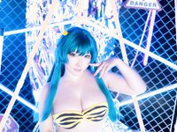 [Cosplay][Shooting Star’s] SAKU サク - LOVE DARLING DARLING (Urusei Yatsura)