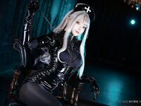 [Cosplay][Zettai Ryoiki] Kuro くろ - BLACK ENAMEL NURSE