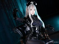 [Cosplay][Zettai Ryoiki] Kuro くろ - BLACK ENAMEL NURSE