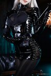 [Cosplay][Zettai Ryoiki] Kuro くろ - BLACK ENAMEL NURSE