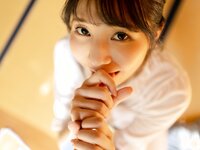 [Photobook] 流川莉央 オフィシャル写真集 やさしい眼差し
