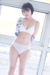 Korean girl - toriis