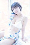 Korean girl - toriis