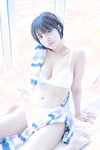 Korean girl - toriis