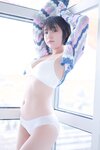 Korean girl - toriis