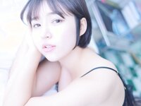 Korean girl - toriis