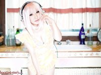 [Cosplay][Shooting Star’s] SAKU サク - Saku Soni サクソニ (Super Sonico)