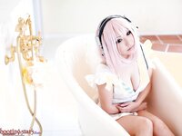 [Cosplay][Shooting Star’s] SAKU サク - Saku Soni サクソニ (Super Sonico)