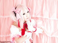 [Cosplay][Shooting Star’s] SAKU サク - Saku Soni サクソニ (Super Sonico)