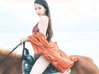 [Photobook] Miru Shiroma 白間美瑠 - Aventure (2023-06-07)