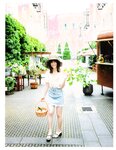 [Photobook] Nao Kosaka 小坂菜緒 1st Photobook - Who are you 君は誰 (2021-06-29) (Canon scan)