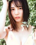 [Photobook] Nao Kosaka 小坂菜緒 1st Photobook - Who are you 君は誰 (2021-06-29) (Canon scan)