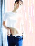 [Photobook] Nao Kosaka 小坂菜緒 1st Photobook - Who are you 君は誰 (2021-06-29) (Canon scan)