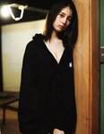 [Photobook] Nao Kosaka 小坂菜緒 1st Photobook - Who are you 君は誰 (2021-06-29) (Canon scan)