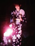 [Photobook] Nao Kosaka 小坂菜緒 1st Photobook - Who are you 君は誰 (2021-06-29) (Canon scan)
