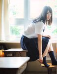 [Photobook] Nao Kosaka 小坂菜緒 1st Photobook - Who are you 君は誰 (2021-06-29) (Canon scan)