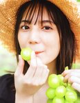 [Photobook] Nao Kosaka 小坂菜緒 1st Photobook - Who are you 君は誰 (2021-06-29) (Canon scan)
