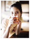 [Photobook] Nao Kosaka 小坂菜緒 1st Photobook - Who are you 君は誰 (2021-06-29) (Canon scan)