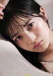 [BRODY Photobook] Nanako Kurosaki 黒嵜菜々子 – あの娘は天然色 (2021-11-11)