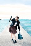[FLASH Photobook] Nanako Kurosaki 黒嵜菜々子 - The last uniform 最後の制服 (2022-05-31)
