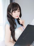 [Fantia] 白银81 — 巨乳の後輩 [183P7V-1G]