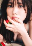 [Photobook] Mayu Tamura 田村真佑 - 1st Photobook The moment I fell in love 恋に落ちた瞬間 (2023-08-01)