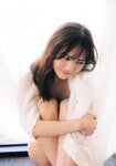 [Photobook] Mayu Tamura 田村真佑 - 1st Photobook The moment I fell in love 恋に落ちた瞬間 (2023-08-01)