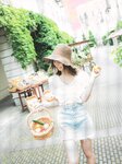 [Photobook] Nao Kosaka 小坂菜緒 1st Photobook - Who are you 君は誰 (2021-06-29) (HP scan)