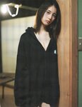 [Photobook] Nao Kosaka 小坂菜緒 1st Photobook - Who are you 君は誰 (2021-06-29) (HP scan)