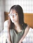 [Photobook] Nao Kosaka 小坂菜緒 1st Photobook - Who are you 君は誰 (2021-06-29) (HP scan)