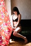 [Weekly Gendai Photobook] Suzuka Sayama 佐山すずか - Body wet in the shower 夕立に濡れたカラダ (2023-07-09)