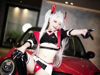 [Cosplay] PingPing 平平 - Prinz Eugen Race Queen