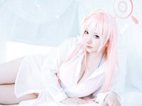 [Cosplay][Shooting Star’s] SAKU サク - Welcome Summer (Blue Archive)