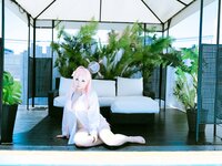[Cosplay][Shooting Star’s] SAKU サク - Welcome Summer (Blue Archive)